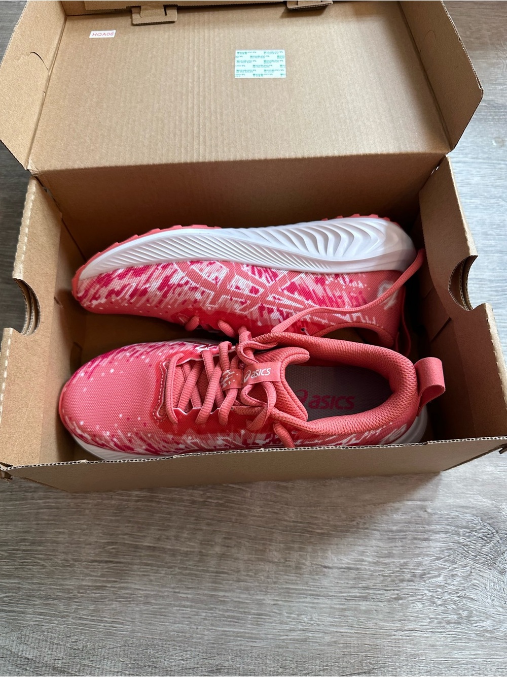 NEW! Girls Sneakers
